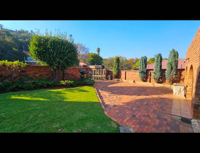 4 BEDROOM HOUSE FOR SALE IN MULBARTON